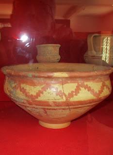 Algunas cerámicas del oppidum galorromano de Ensérune. La necrópolis