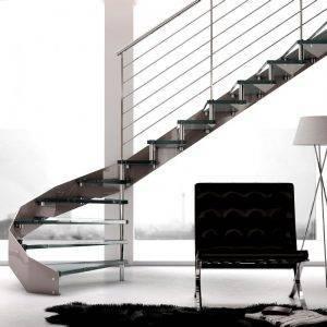 Escaleras helicoidales: ¿qué las diferencia de las escaleras de caracol? Escaleras helicoidales: ¿qué las diferencia de las escaleras de caracol?