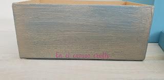 Cómo dar aspecto metálico al cartón Cómo dar aspecto metálico al cartón