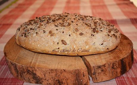 Pan de cereales y pipas