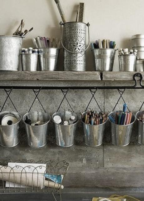 ideas para organizar tu espacio de trabajo, botes de acero galvanizado