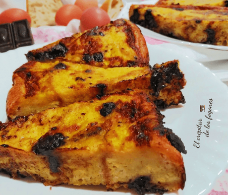 PASTEL DE TORRIJAS CON CANELA Y CHOCOLATE