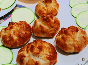 Bollitos hojaldre rellenos queso crema calabacín