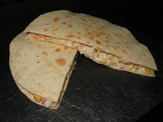 QUESADILLA DE SURIMI Y MAIZ
