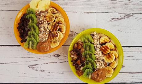 Smoothie bowl nutritivo de manzana y canela