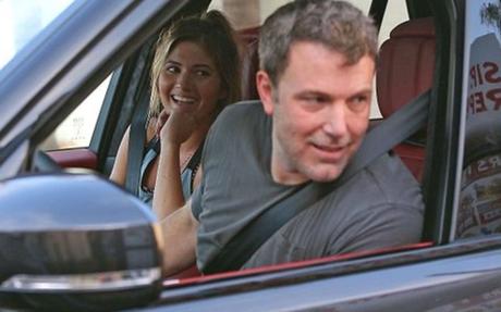 Captan a Ben Affleck con una joven modelo de #Playboy (FOTOS) Captan a Ben Affleck con una joven modelo de #Playboy (FOTOS)