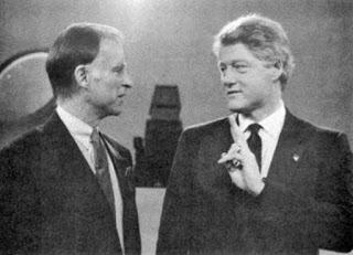 Codex Magica 25: La Señal En Forma De V: Sir Winston Churchill y Otros Sacerdotes Druidas Y Servidores Illuminati