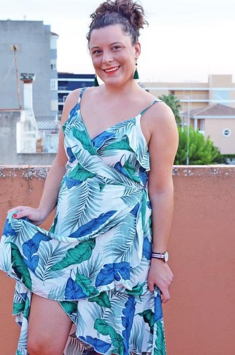 Vestido pareo tropical