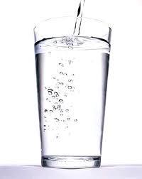 5 alternativas saludables para tomar agua