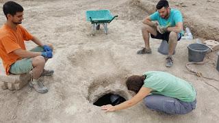 Resultado de imagen de 2 monedas de oro y 125 de bronce de Ã©poca visigoda