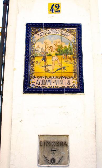 La fachada del Hospital San Juan de Dios (2).