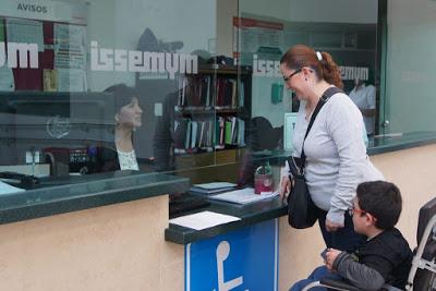 CAPACITA ISSEMYM A PERSONAL DE TRABAJO SOCIAL Y RELACIONES PÚBLICAS CAPACITA ISSEMYM A PERSONAL DE TRABAJO SOCIAL Y RELACIONES PÚBLICAS