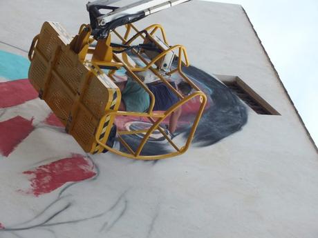 Mezclar berzas con graffitis, la I Residencia Artística MARCA STREET ART PROJECT revoluciona Cacabelos