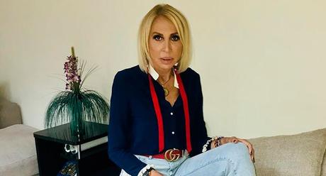 Así lucía Laura Bozzo cuando tenía 18 años e incursionaba en el modelaje  #Mexico #Peru #Mujeres (VER FOTOS AQUÍ:)