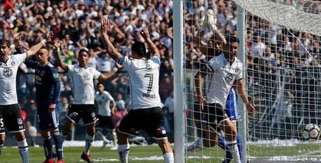 Colo Colo se quedó con el polémico superclásico