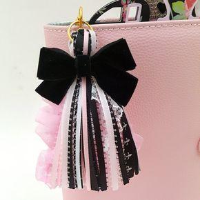 Aprende cómo hacer hermosos llaveros de listón para toda ocasión