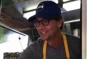 Envidia U Orgullo Venezolano: Lorenzo Mendoza Vendiendo Arepas En Wa$hington D.c U$a… Pa K Ma$$$ ¡