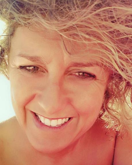 ¿Cómo se fabrica el Invisalign y con qué tipo de material?