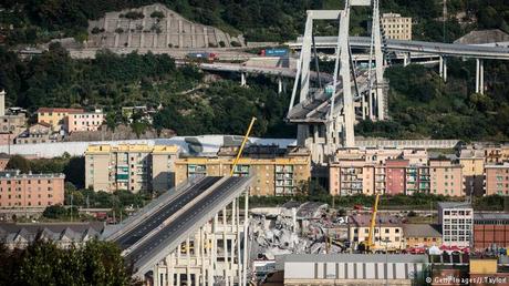 Tragedia y caos en la autovía de Génova (Italia).