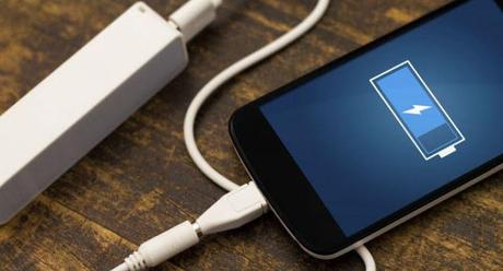 Cargar las baterías de los #celulares hasta el 100% podría restar su vida útil #SmartPhone