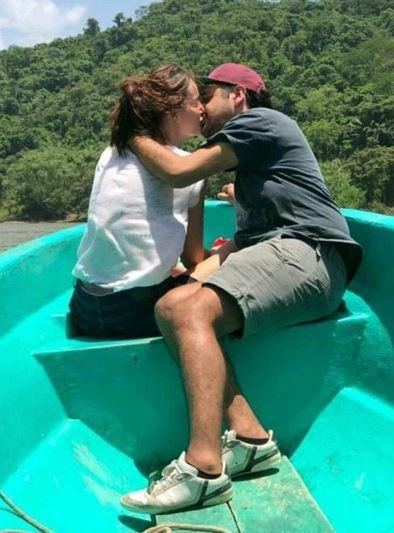 #Mexico: Filtran foto de Irene Esser besando al hijo de López Obrador (@lopezobrador_ ) (FOTOS) #Mexico: Filtran foto de Irene Esser besando al hijo de López Obrador (@lopezobrador_ ) (FOTOS)