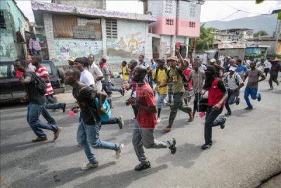 Haitianos vuelven a manifestarse en calles de Puerto Príncipe.