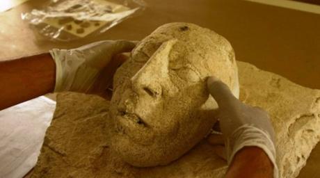 Descubren en México una máscara de ritual del legendario rey maya Pakal el Grande