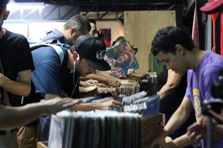La Vinilada Vol. 10 / 3 días para celebrar la cultura vinilera La Vinilada Vol. 10 / 3 días para celebrar la cultura vinilera