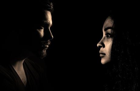 Hombre, Mujer, Componer, Disputa