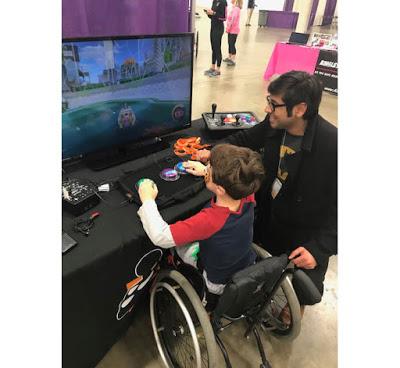 Squared Up!, un librito de gráficos pixelados cuyos beneficios son para beneficiencia