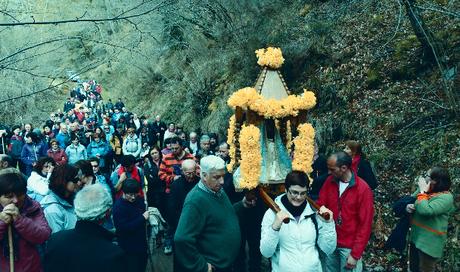 procesion de la santuca - la procesión más larga de España