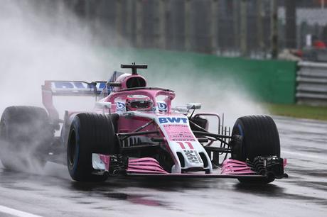 Pruebas Libres 1 del GP de Italia 2018 | Pérez y su coche rosa dominan en el agua