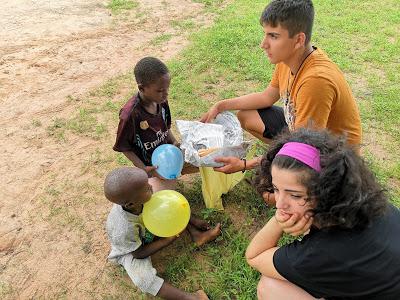 Día 5: Bocadillo de sardinas bajo un baobab y 45 kms infernales (1/8/18) #FamilySenegal18