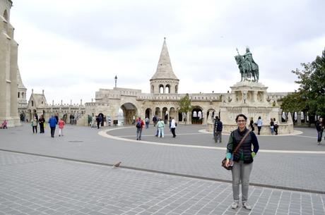 La Iglesia de San Matías y el Bastión de los Pescadores La Iglesia de San Matías y el Bastión de los Pescadores