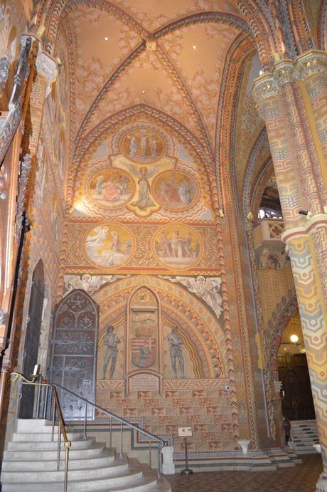 La Iglesia de San Matías y el Bastión de los Pescadores La Iglesia de San Matías y el Bastión de los Pescadores