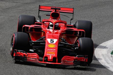 Pruebas libres 3 del GP de Italia 2018 | Vettel y Hamilton en un pañuelo Pruebas libres 3 del GP de Italia 2018 | Vettel y Hamilton en un pañuelo