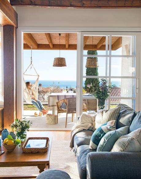 Una masía catalana con el frescor del Mediterráneo