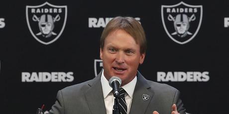 ¿Qué esta haciendo Jon Gruden con los Raiders?