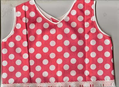 vestido de flamenca para niñas diy-Tema 30 http://www.patronycostura.com/2013/12/tema-30-vestido-sevillana-para-ninas.html