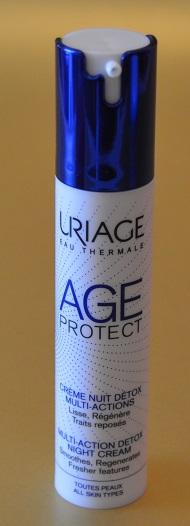 Protegiendo el rostro de la luz azul con la nueva gama “Age Protect” de URIAGE