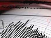 Fuerte sismo sacudió zona central país