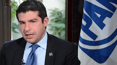 MAURICIO TABE DEJA PRESIDENCIA DEL PANCDMX