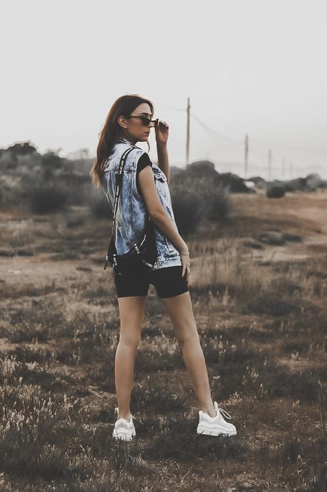 TREND ALERT: HOW TO STYLE CYCLING LEGGINGS (MALLAS DE CICLISTA) TREND ALERT: HOW TO STYLE CYCLING LEGGINGS (MALLAS DE CICLISTA)