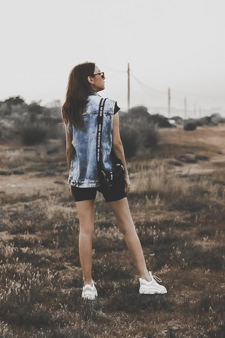 TREND ALERT: HOW TO STYLE CYCLING LEGGINGS (MALLAS DE CICLISTA) TREND ALERT: HOW TO STYLE CYCLING LEGGINGS (MALLAS DE CICLISTA)