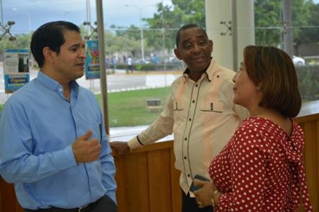 Rector de UCATEBA realiza visita de cortesía a director UASD centro Barahona.