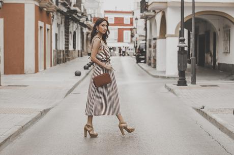 HOW TO STYLE: MIDI DRESS - CÓMO COMBINAR: UN VESTIDO MIDI