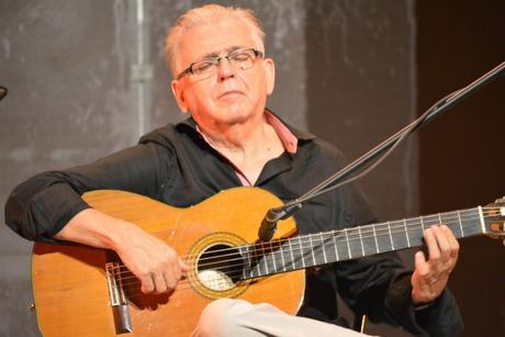 “Fados e Maresías” en la noche del palacio. “Fados e Maresías” en la noche del palacio.
