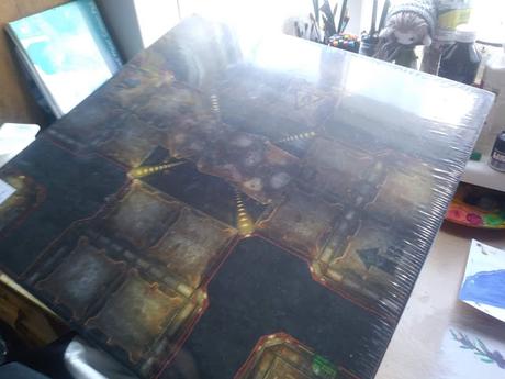 Foto-reseña de la caja de Necromunda, y unas reflexiones