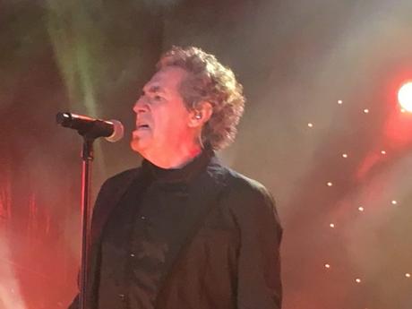 Crónica: Miguel Ríos sinfónico con alma rockera Crónica: Miguel Ríos sinfónico con alma rockera