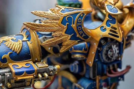 HMO sacará dioramas escala 1:6 de W40K. Guilliman será el primero